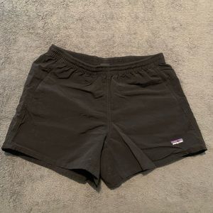 Women’s black Patagonia baggies 5”